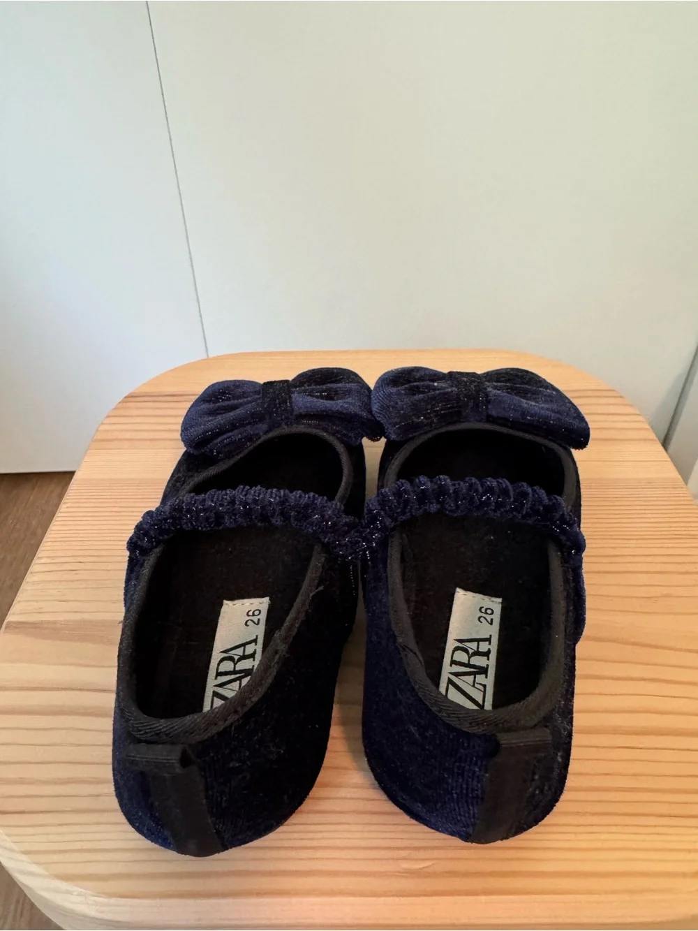 ZARA Girls Velvet Navy Bow Mary Jane Flats (Size 26 EU)